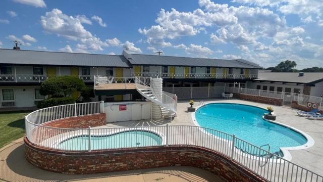 Friendship Inn Altus Buitenkant foto