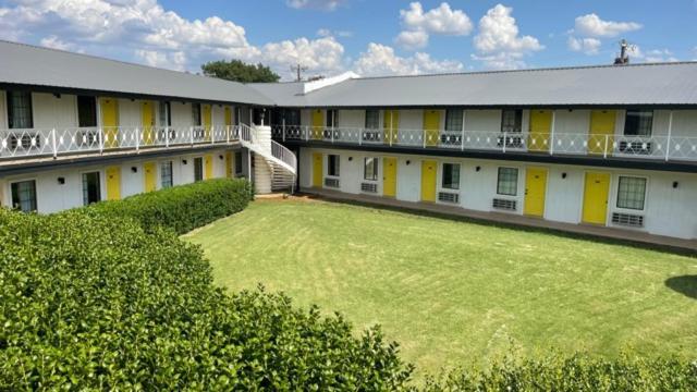 Friendship Inn Altus Buitenkant foto